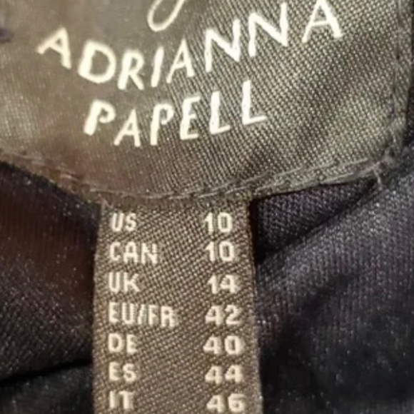 Adrianna Pappel - Picture 7 of 11